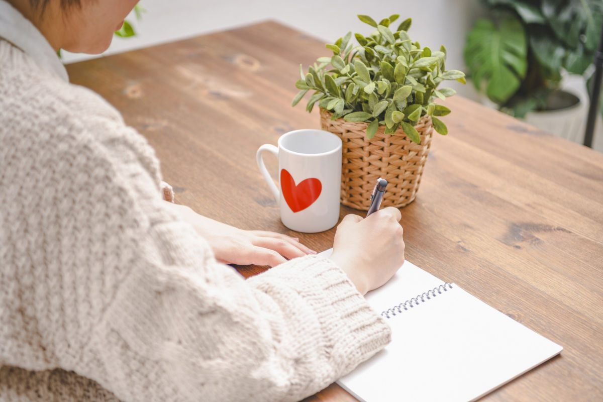 引き寄せの法則で出会う！好きなタイプは書き出すべき？